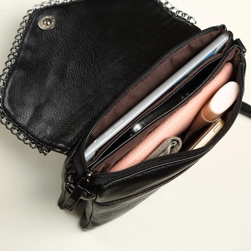 Elegant Hand Clutch