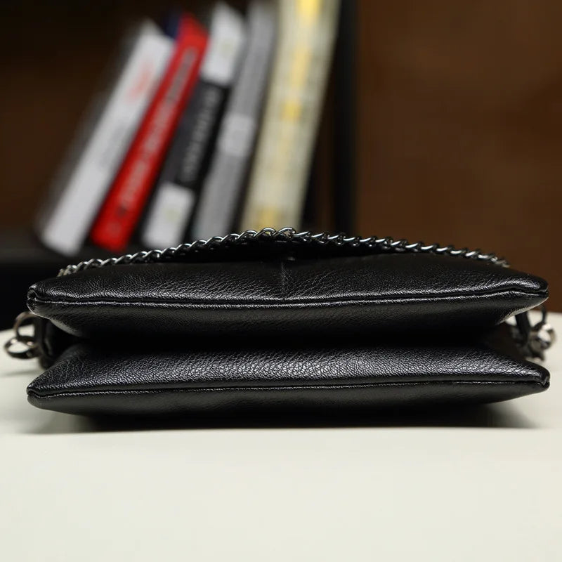 Elegant Hand Clutch